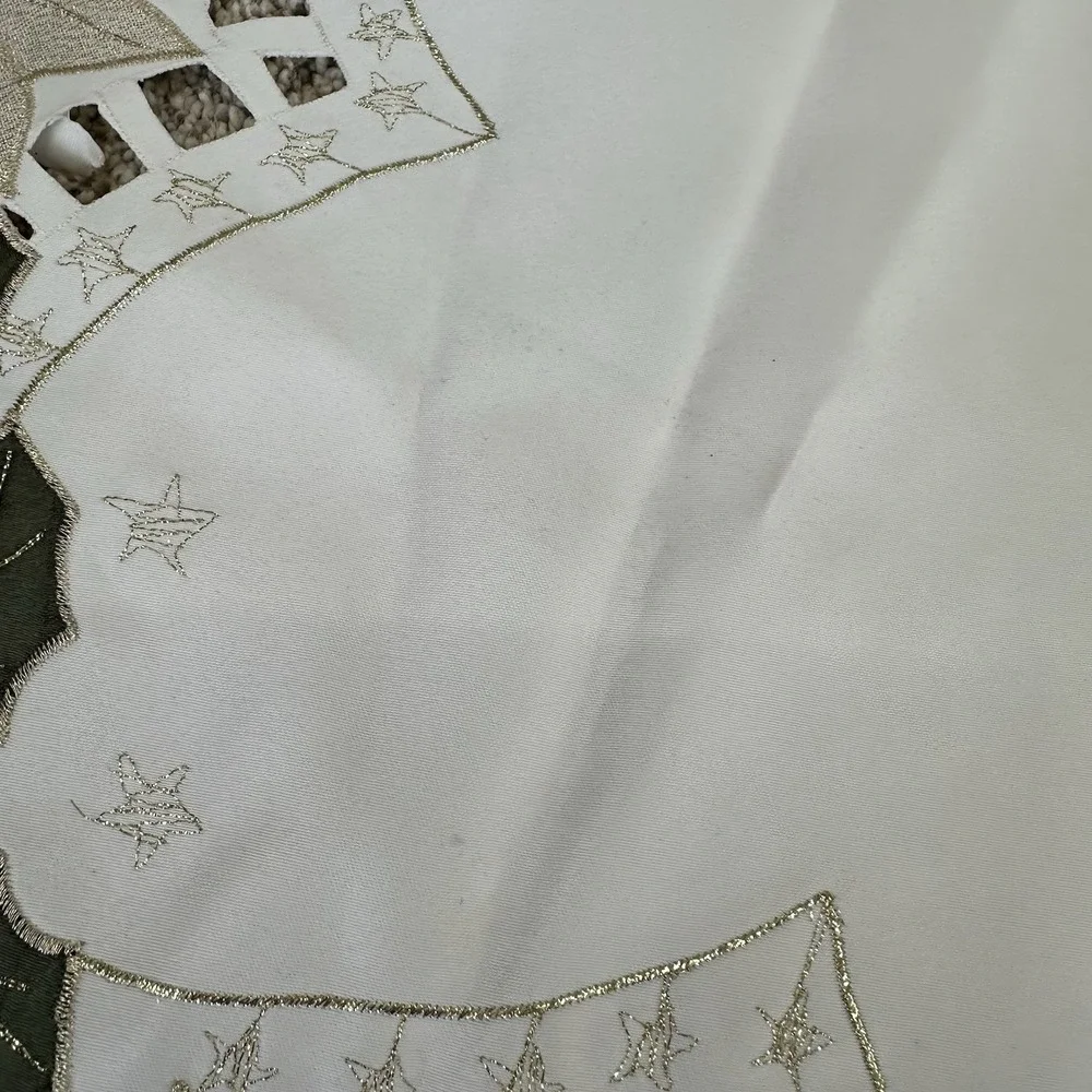Lot Vintage Christmas Cutwork Embroidered Tablecloth Runner Placemats Poinsettia